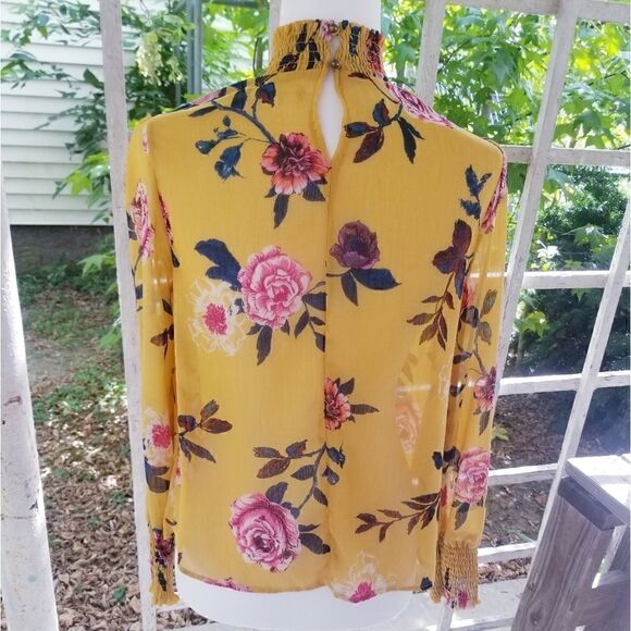 Living Doll Los Angeles Floral Long Sleeve Blouse - Picture 4 of 8